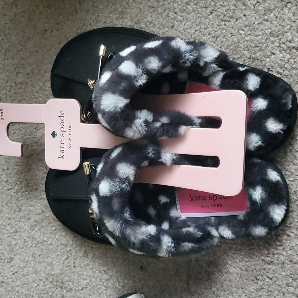 Kate spade most comfy slippers new suede fluffy and  bow adorable size 6 new